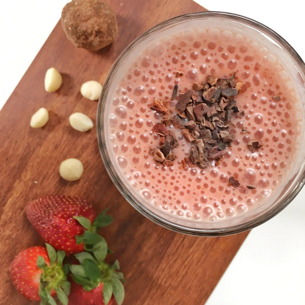 Strawberry Macadamia Smoothie